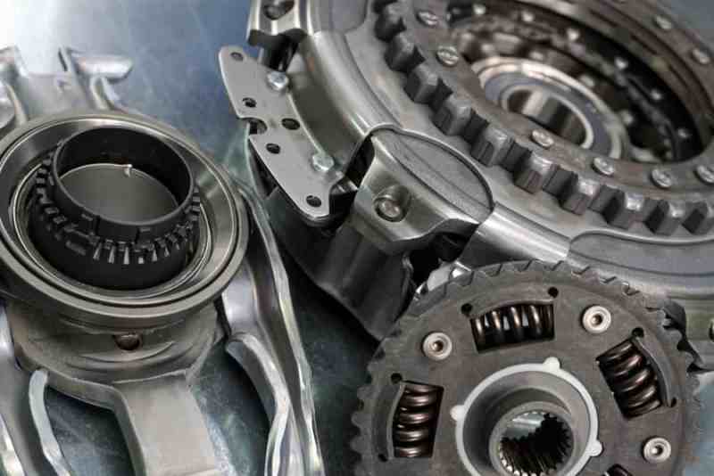 Clutch y transmisiones